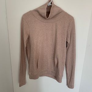 Alo super soft sweatshirt - light pink